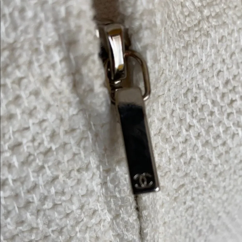 CHANEL White Cotton Pique Zip Up sleeveless Jacket Vest size 36 US 2/4 XS/S